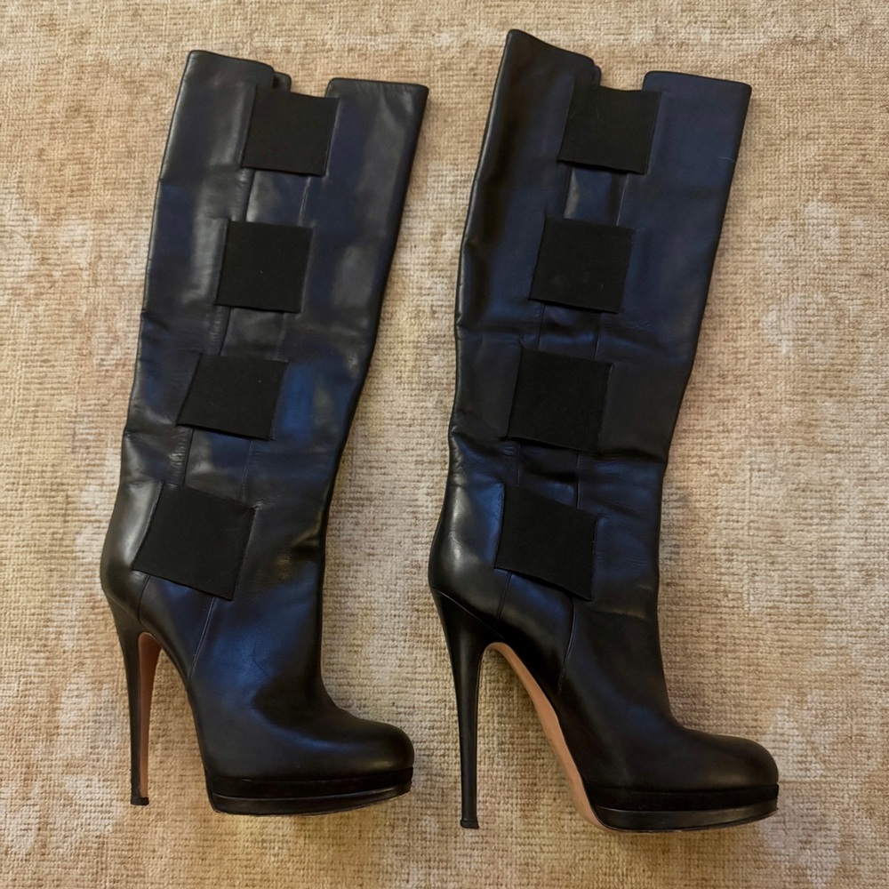 Casadei Knee High Black Leather Boots with Elastic Detail. Sz. 7 - Picture 5 of 8
